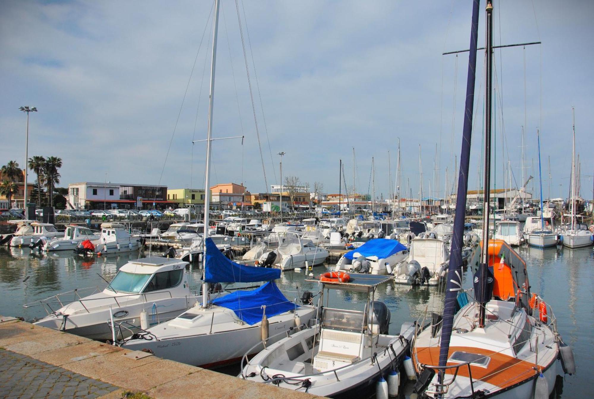 Alloggio Di Giorgia Fiumicino Bagian luar foto